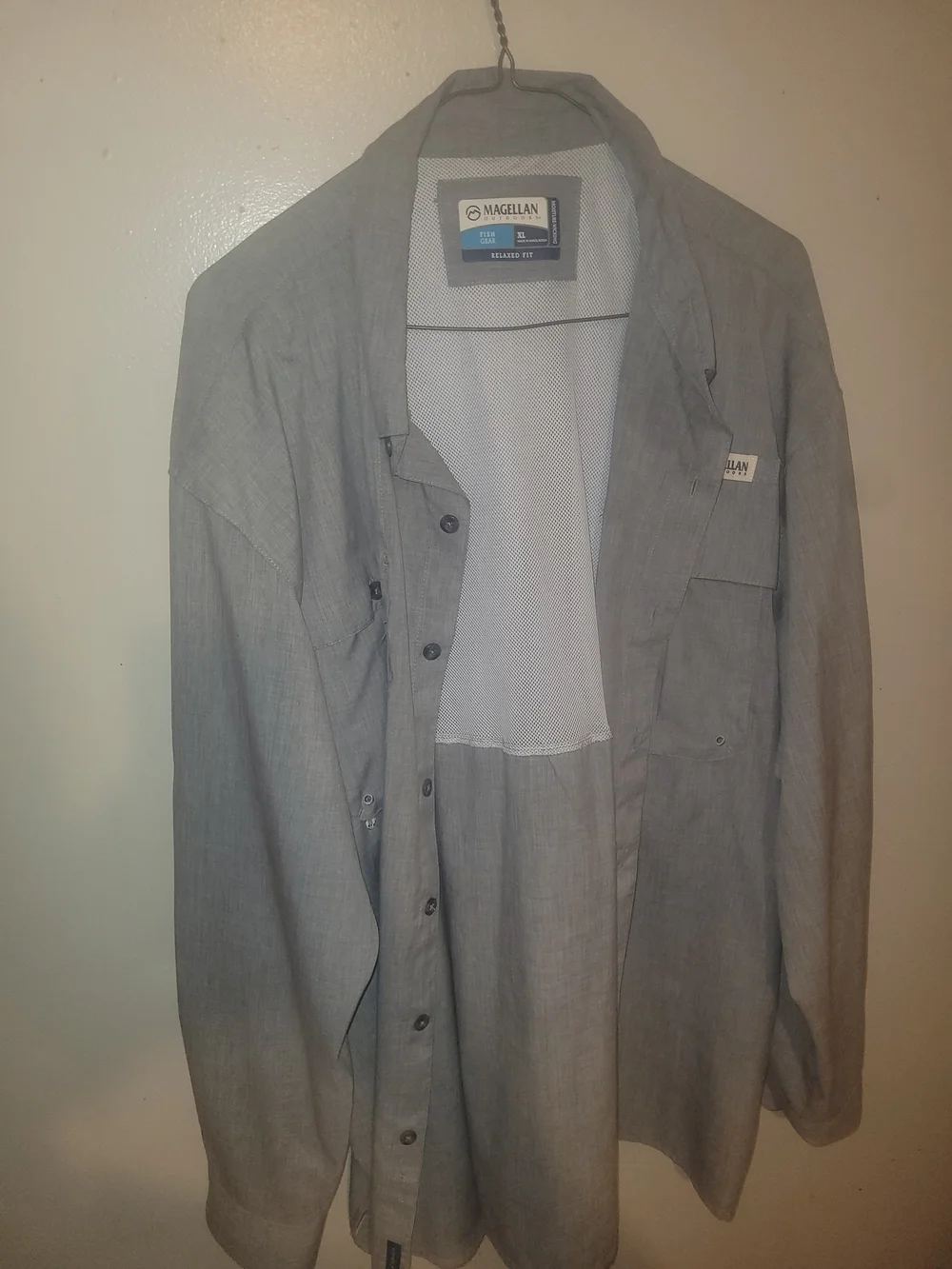 Magellan Outdoors Men's Light Gray Breathable Button Shirt Jacket
